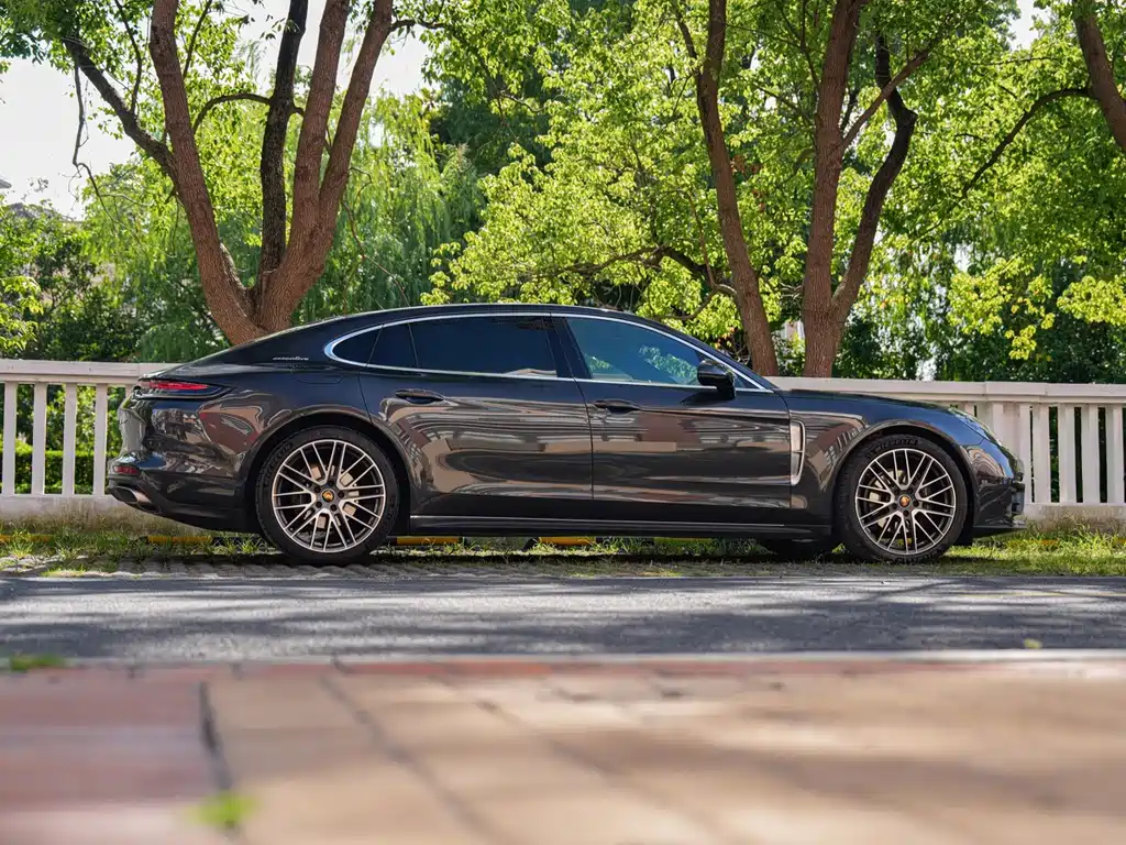 Porsche Panamera — миниатюра 11