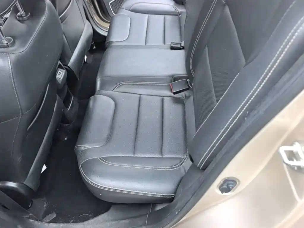 Geely Vision X3 — миниатюра 17