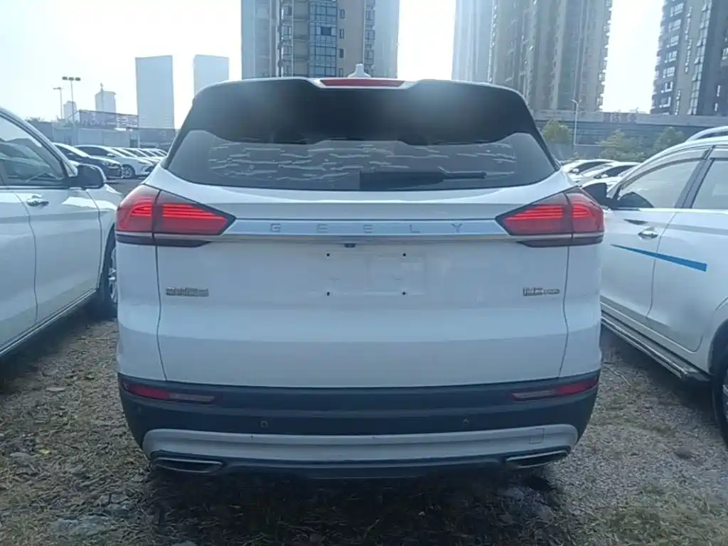 Geely Boyue — миниатюра 6