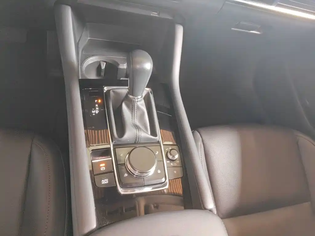 Mazda 3 Axela — миниатюра 14