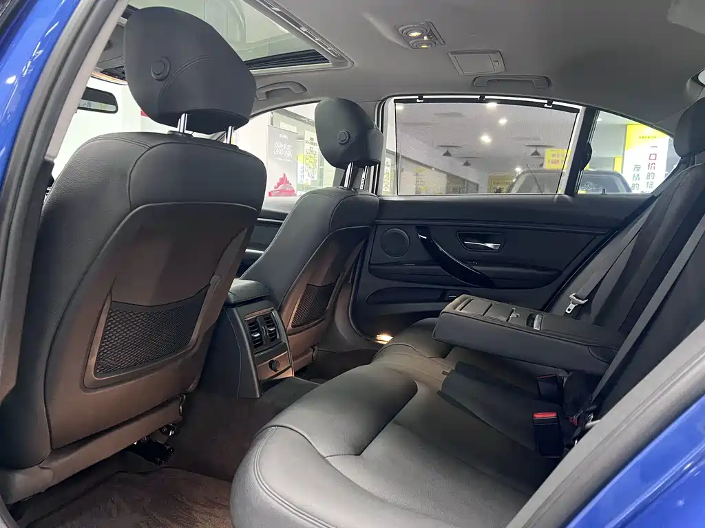 BMW 3 Series — миниатюра 17
