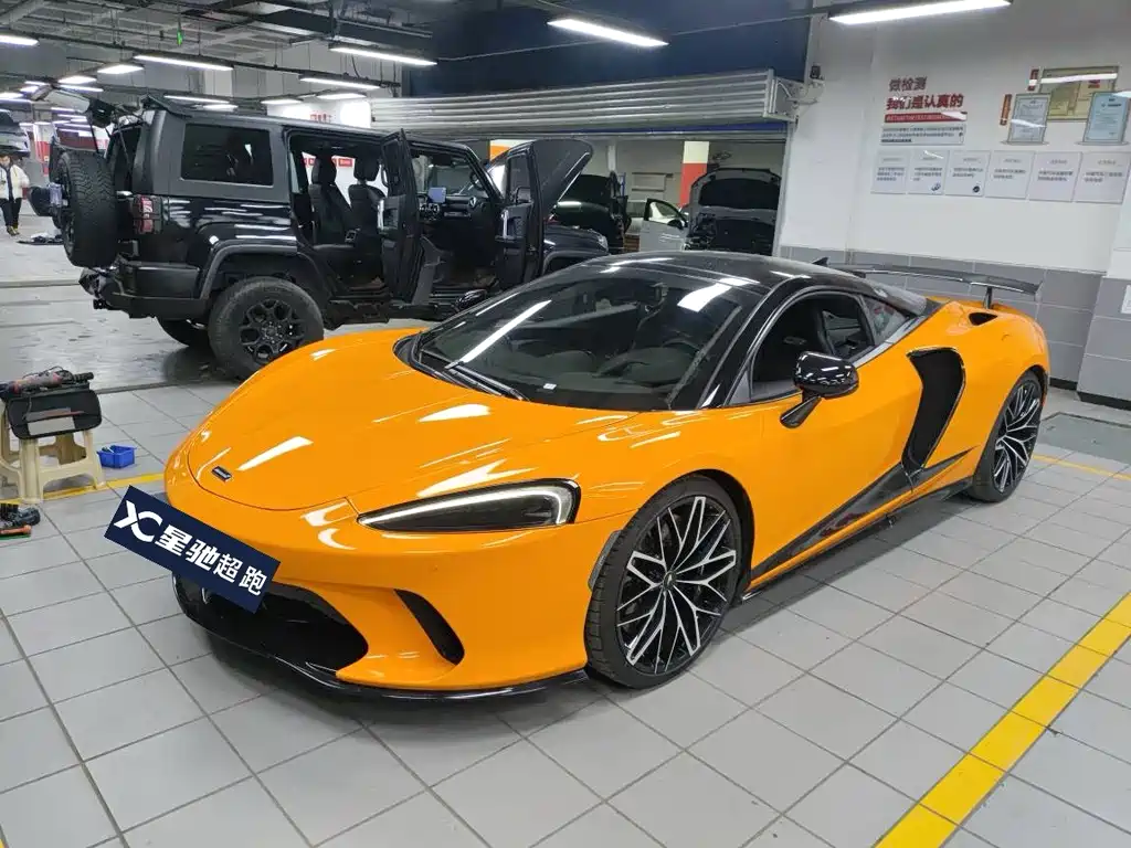 Купить McLaren GT