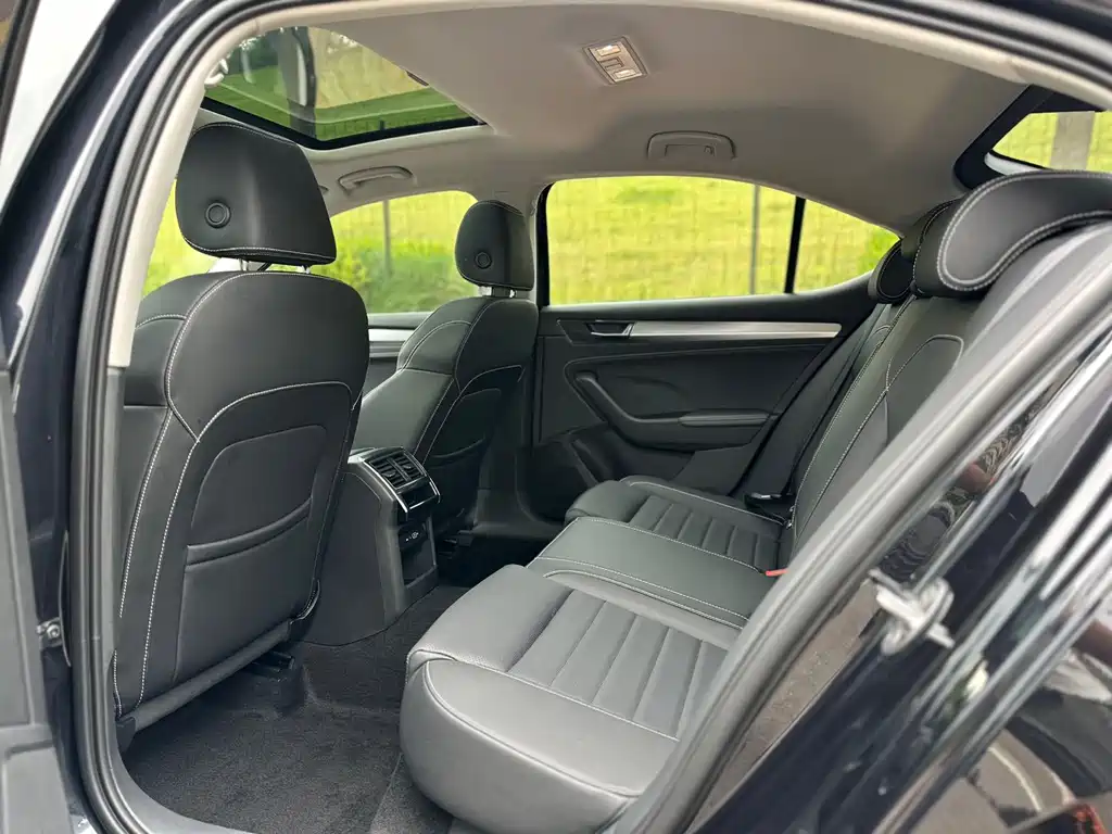 Skoda Superb 2023 TSI280 DSG Premium