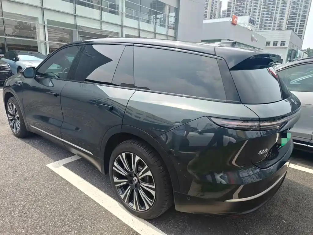 NIO ES8 2024 75kWh
