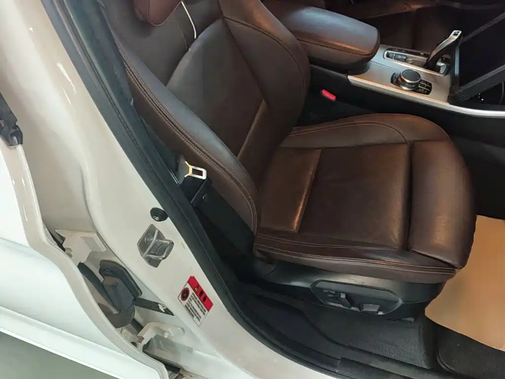 BMW X4 — миниатюра 25