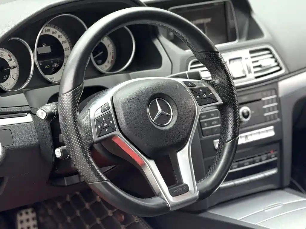 Mercedes-Benz E-Class (Import) — миниатюра 5