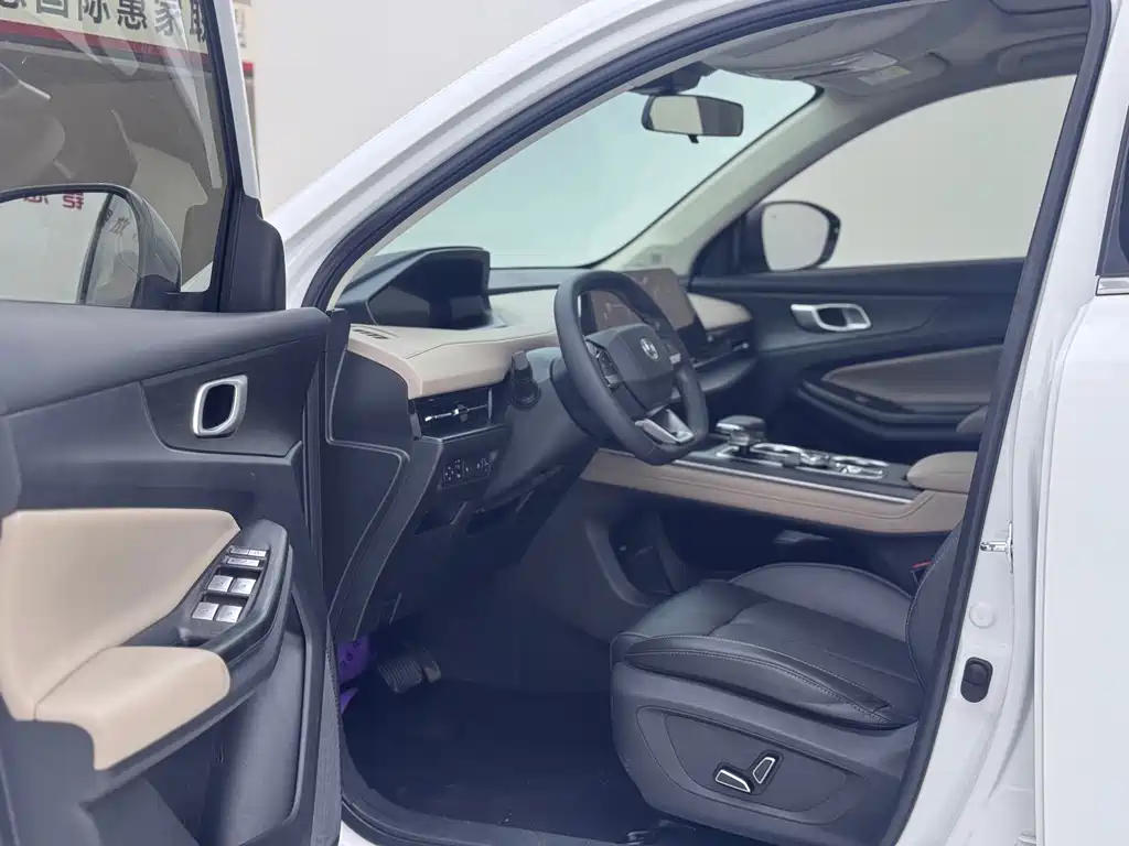 Changan CS55PLUS — миниатюра 4