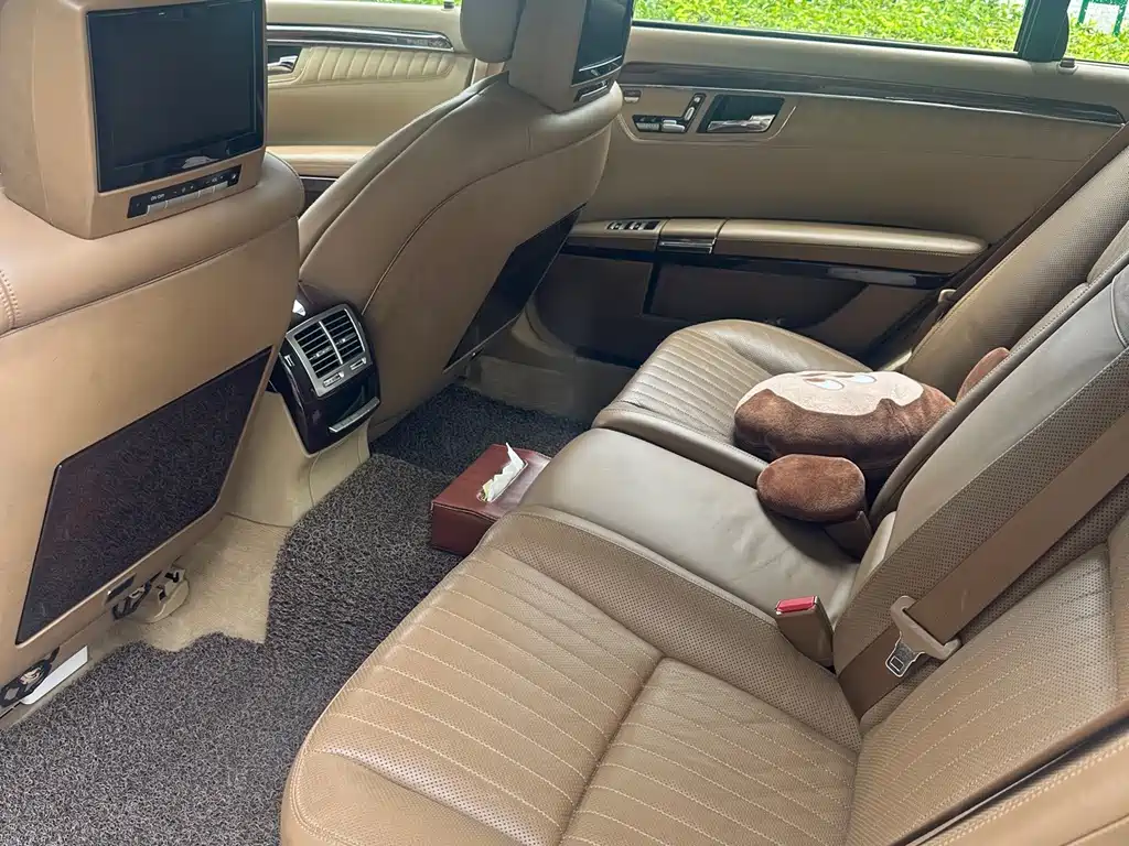 Mercedes-Benz S-Class — миниатюра 2