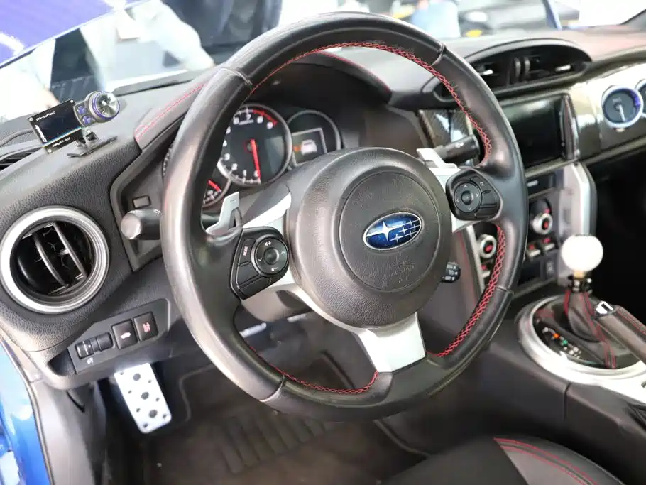 Subaru BRZ — миниатюра 8
