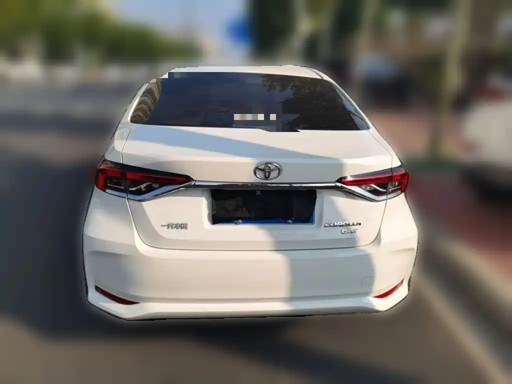 Toyota Corolla — миниатюра 3