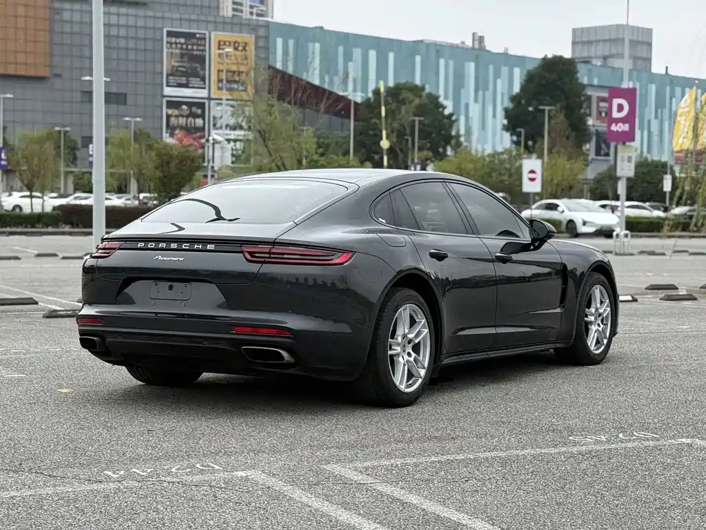 Porsche Panamera — миниатюра 7