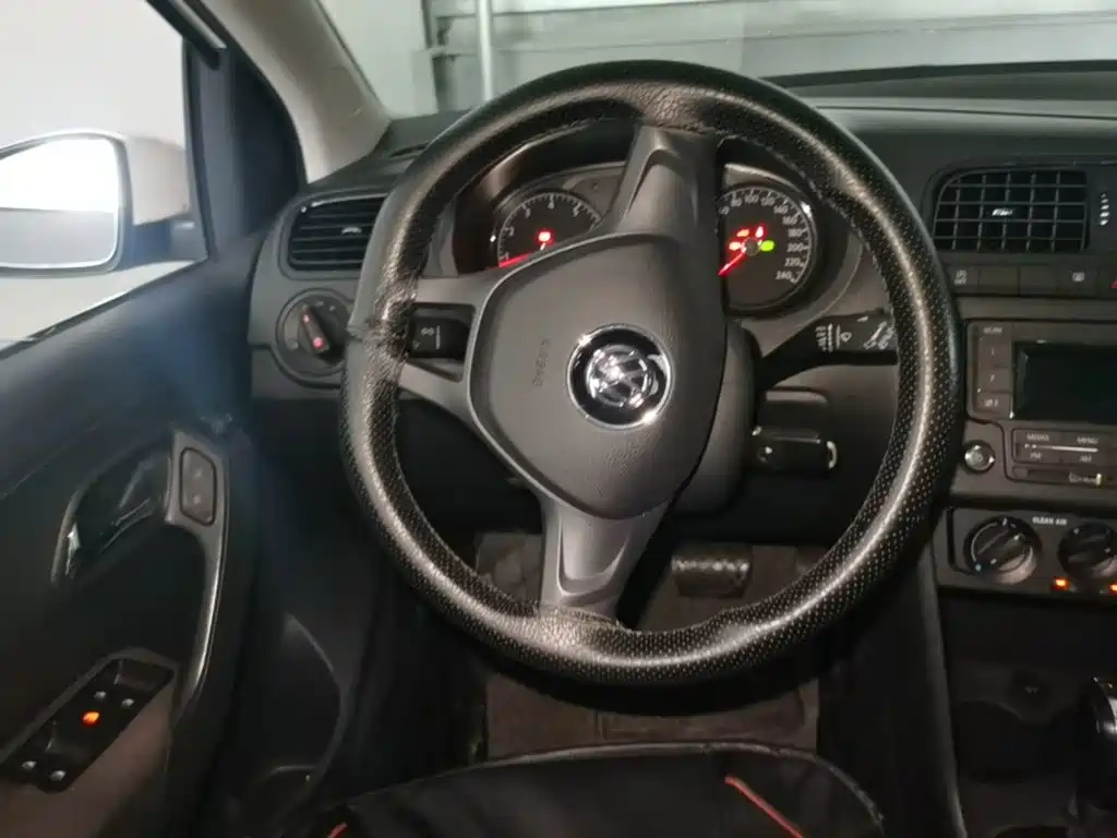 Volkswagen Polo — миниатюра 15