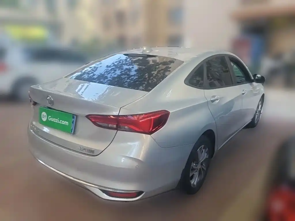 Buick Verano — миниатюра 6
