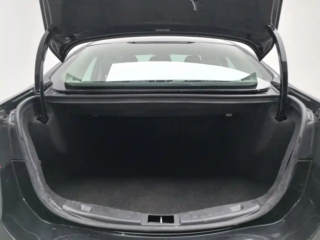 Ford Mondeo — миниатюра 16