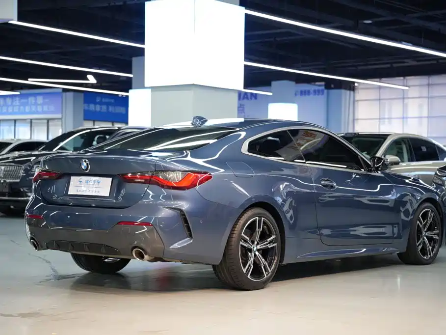 BMW 4 Series — миниатюра 4