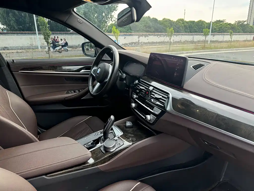 BMW 5 Series 5 2021 525Li M Sport