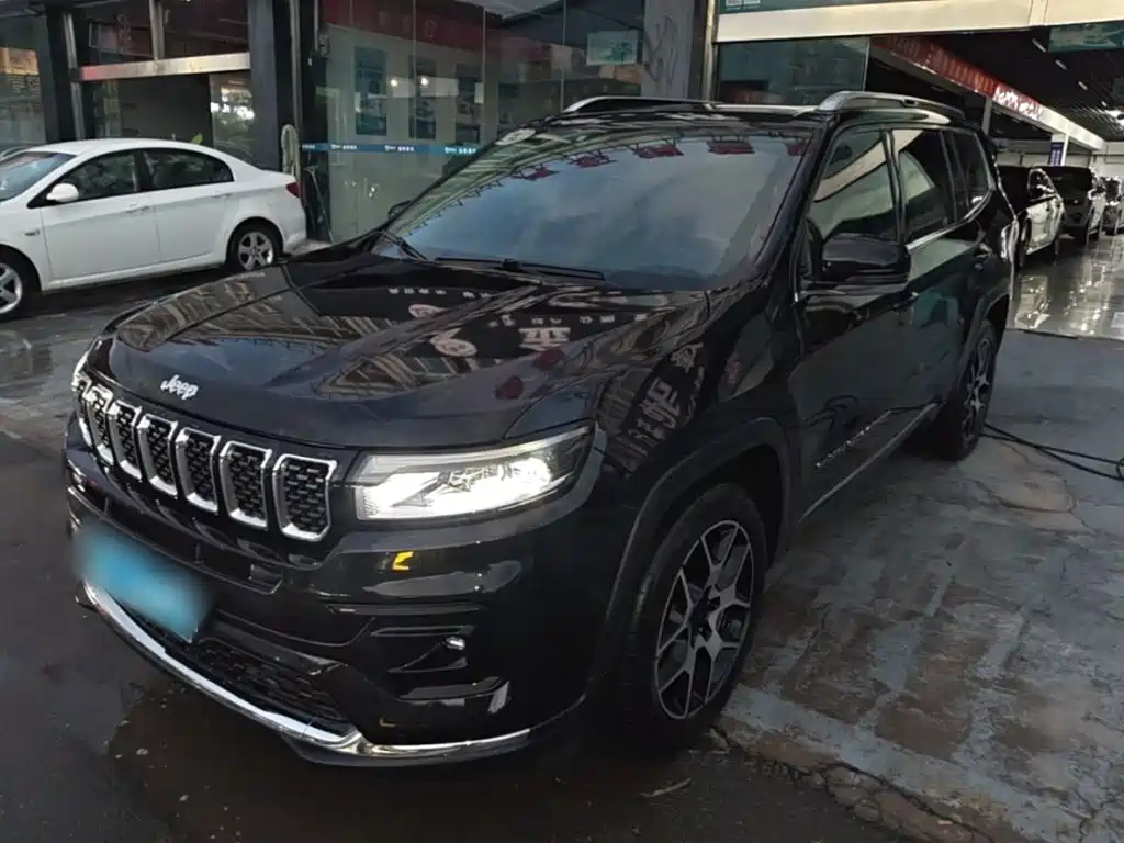 Jeep Grand Commander