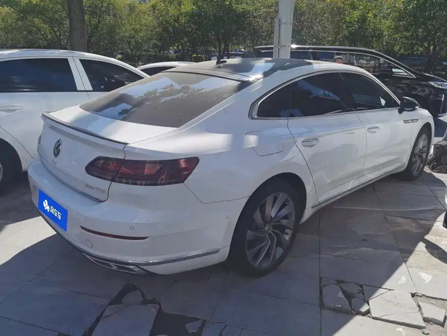 Volkswagen CC — миниатюра 3
