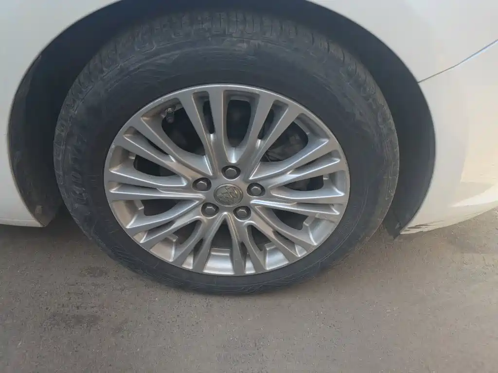 Buick Excelle — миниатюра 8