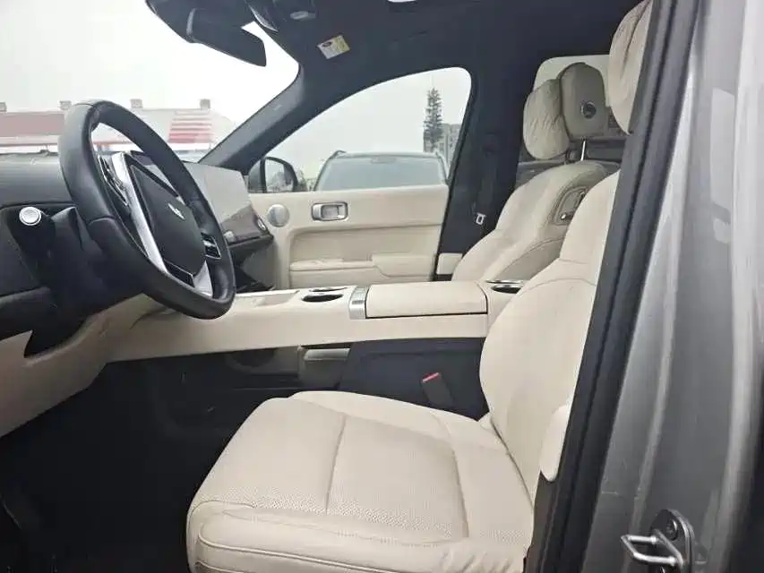 Li Auto Li L8 — миниатюра 3