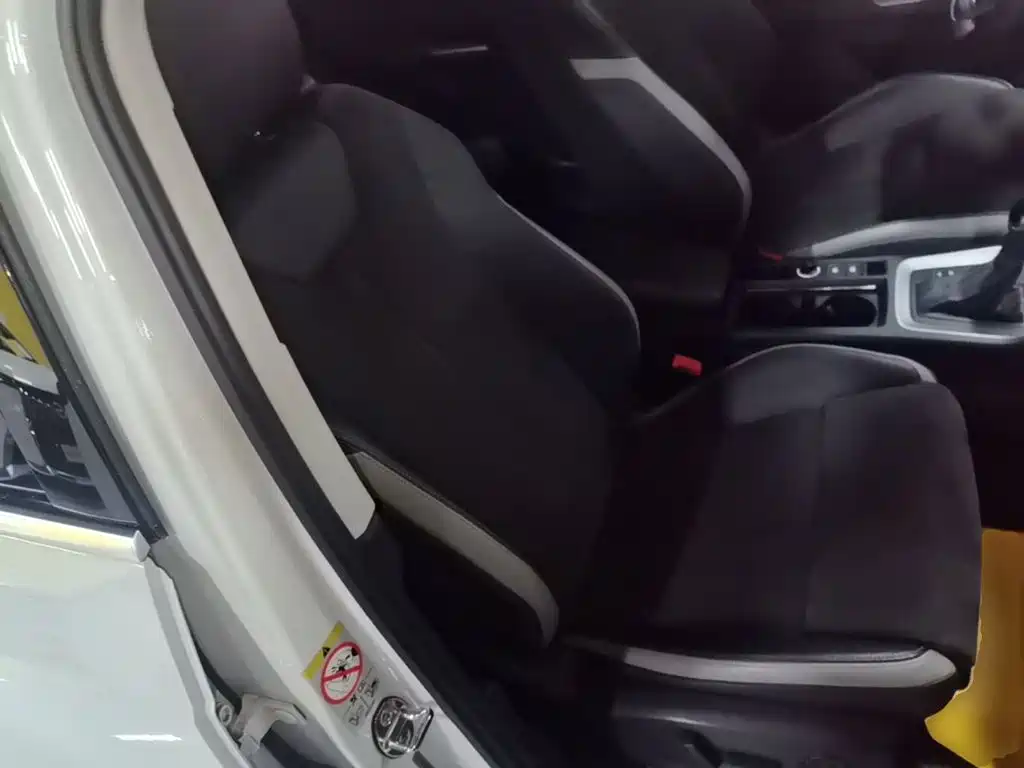 Audi Q3 — миниатюра 25