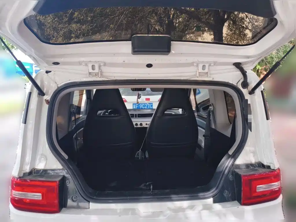 Wuling MINIEV — миниатюра 20