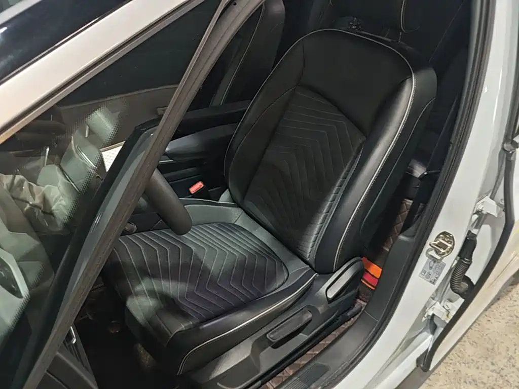 Volkswagen ID.3 — миниатюра 15
