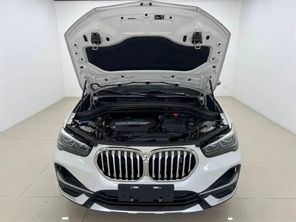 BMW X1 2022 sDrive20Li Premium