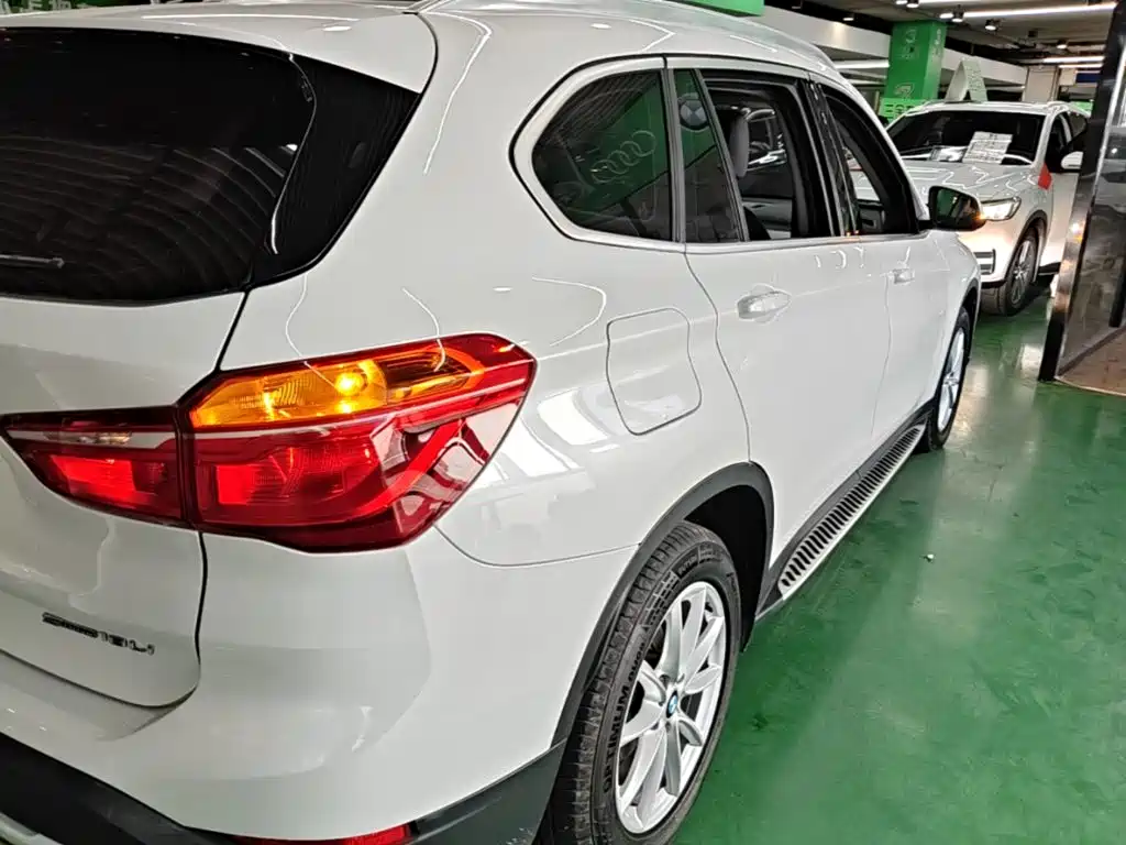 BMW X1 — миниатюра 7