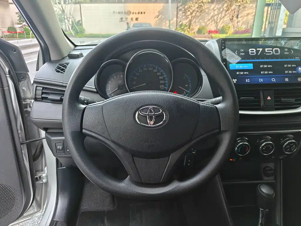 TOYOTA VIOS
