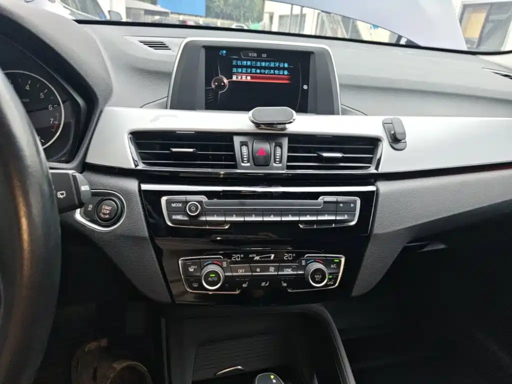 BMW X1 — миниатюра 13