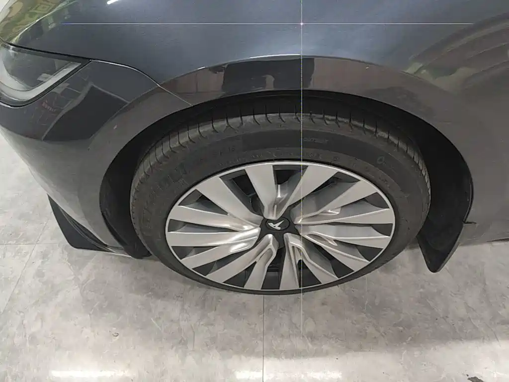 Tesla Model 3 — миниатюра 23
