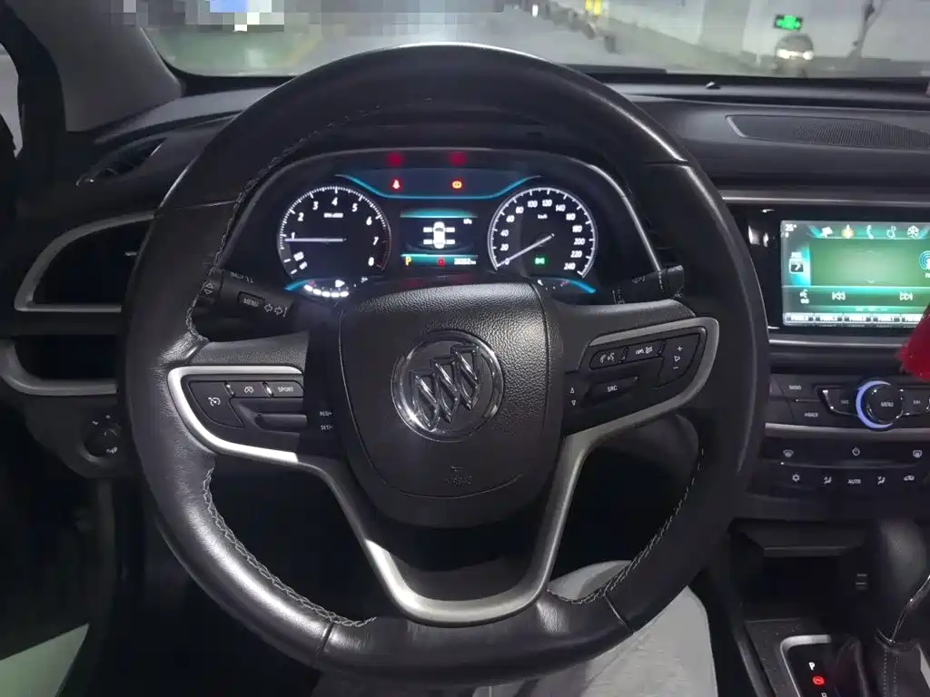 Buick Excelle — миниатюра 3