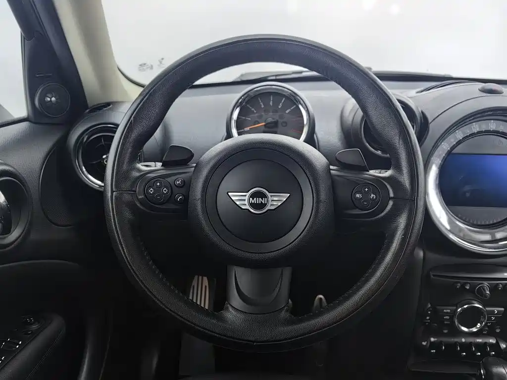 MINI Mini Countryman — миниатюра 11