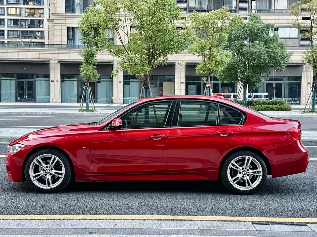 BMW 3 Series — миниатюра 6