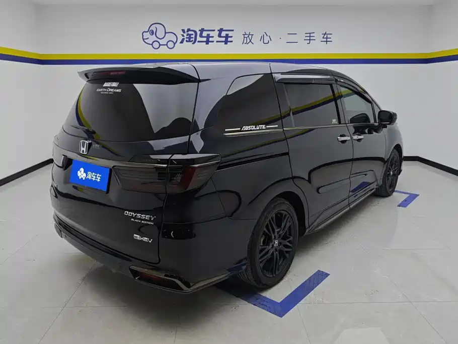 Honda Odyssey 2.0L e:HEV Sharp Shine Enjoy Edition, фото 3
