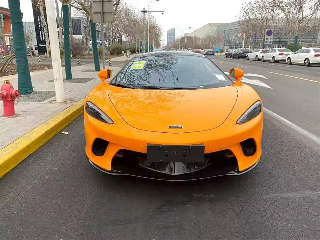 MCLAREN  GT