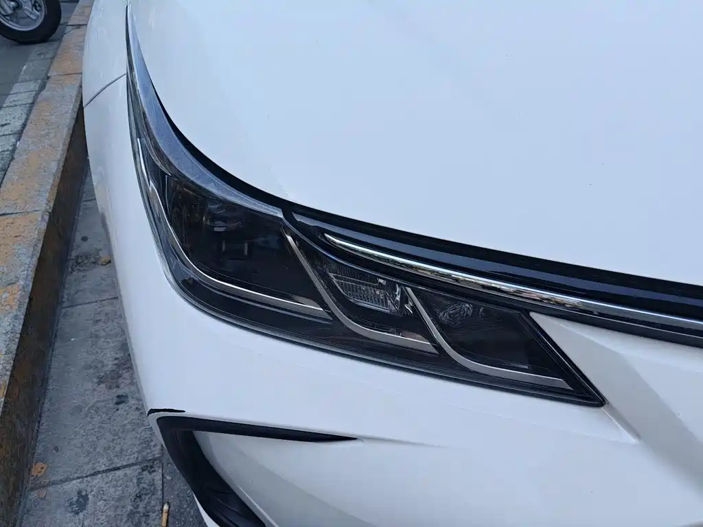 Toyota Corolla — миниатюра 7