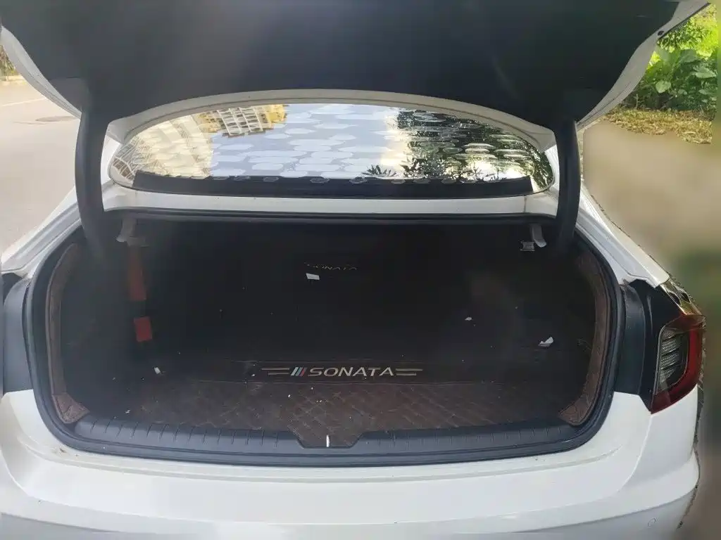 Hyundai Sonata — миниатюра 20