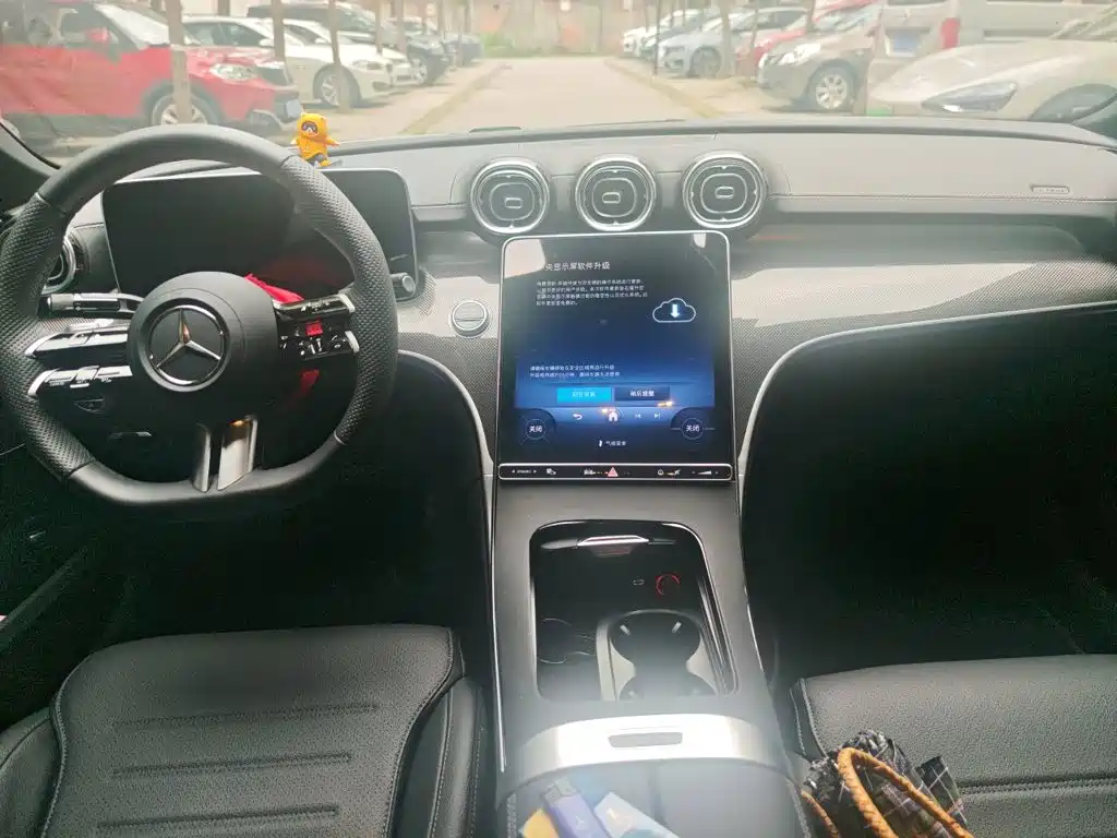 Mercedes-Benz C-Class — миниатюра 5