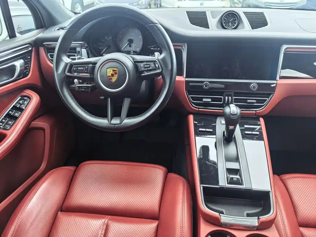 Porsche Macan — миниатюра 11