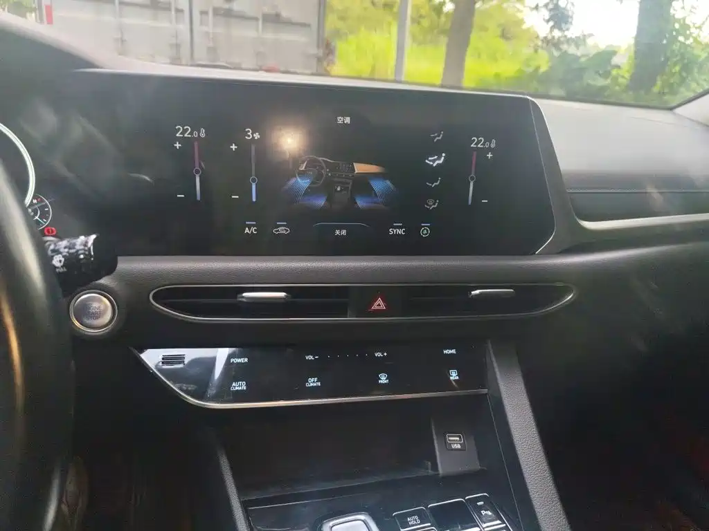 Hyundai Sonata — миниатюра 14