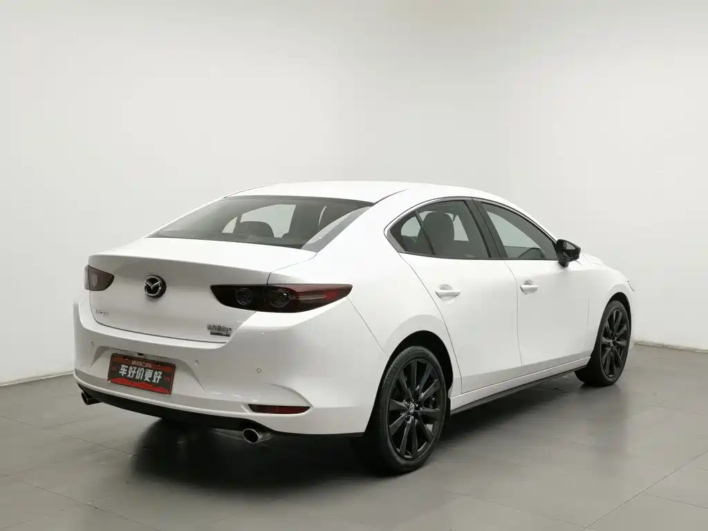 Mazda 3 Axela — миниатюра 2