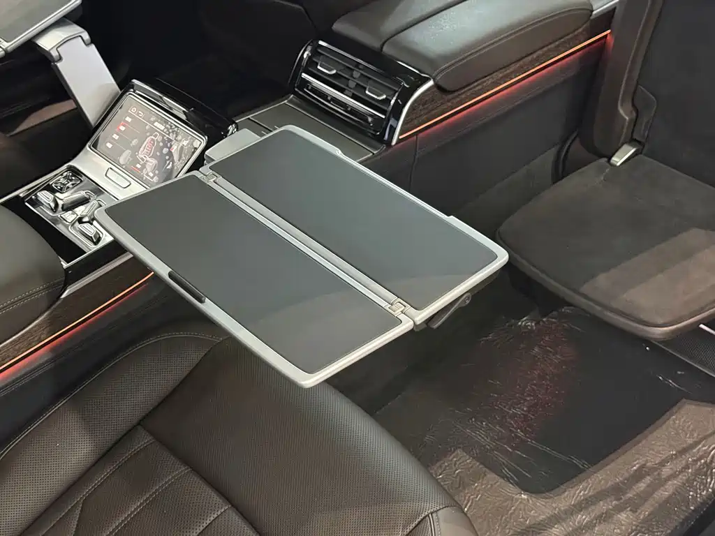 Audi A8 — миниатюра 11