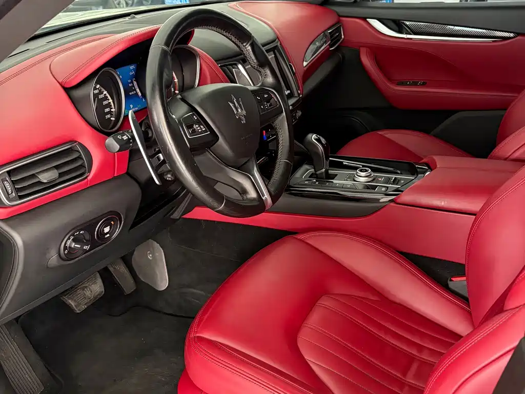 Maserati Levante — миниатюра 6
