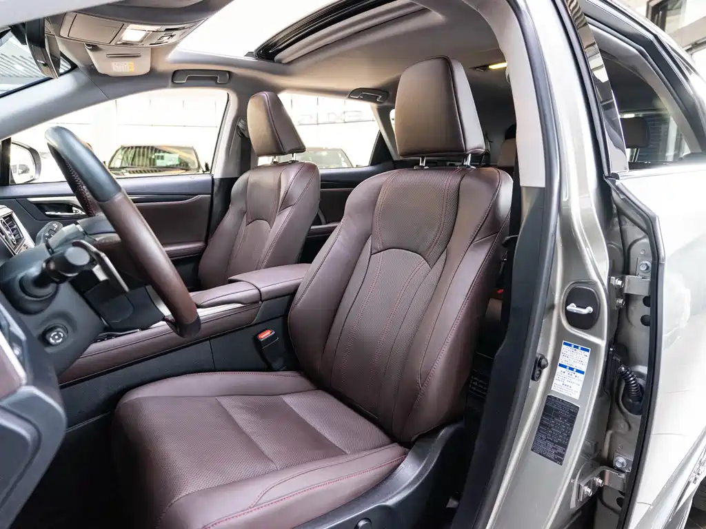 Lexus RX — миниатюра 11