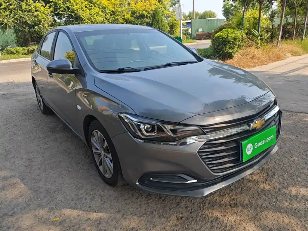 Chevrolet Monza — миниатюра 4