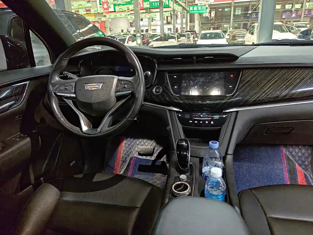 Cadillac XT6 — миниатюра 3