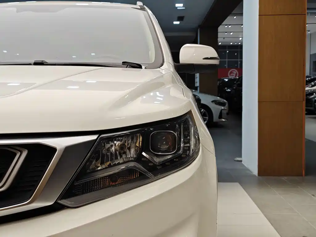 GEELY AUTOMOBILE VISION X6