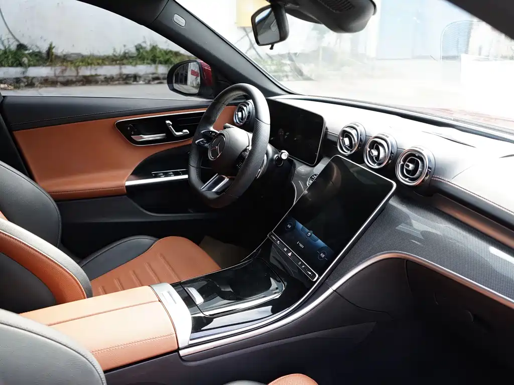 Mercedes-Benz C-Class — миниатюра 10